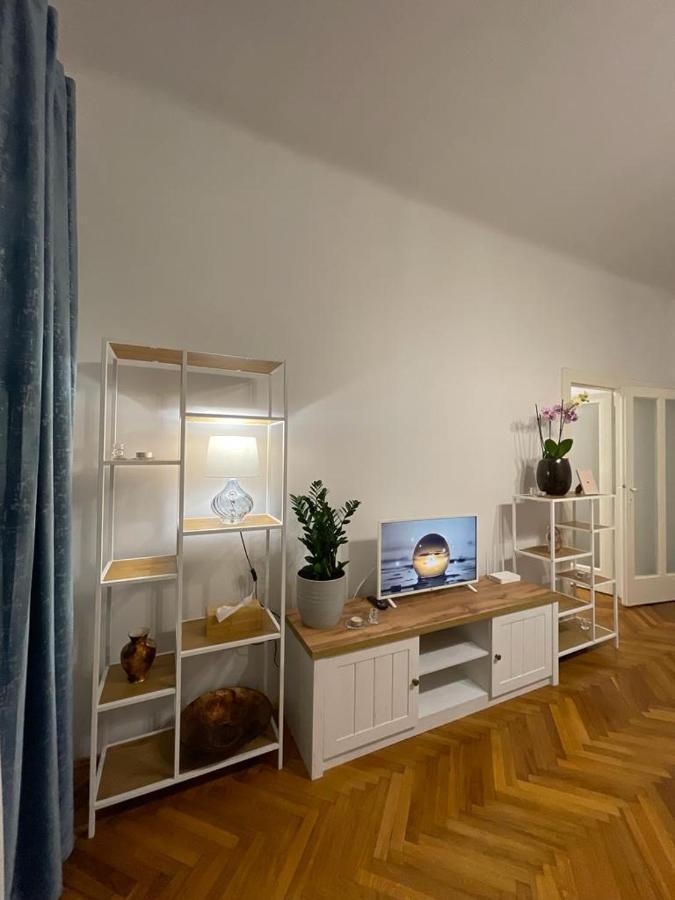 Cityviews Apartment Cluj Exteriör bild